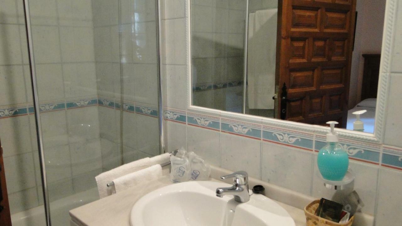 Hostal Las Paneras Авила Экстерьер фото