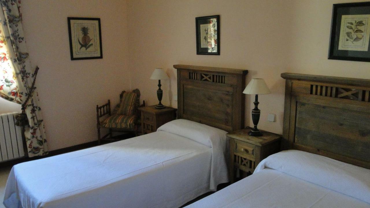 Hostal Las Paneras Авила Экстерьер фото